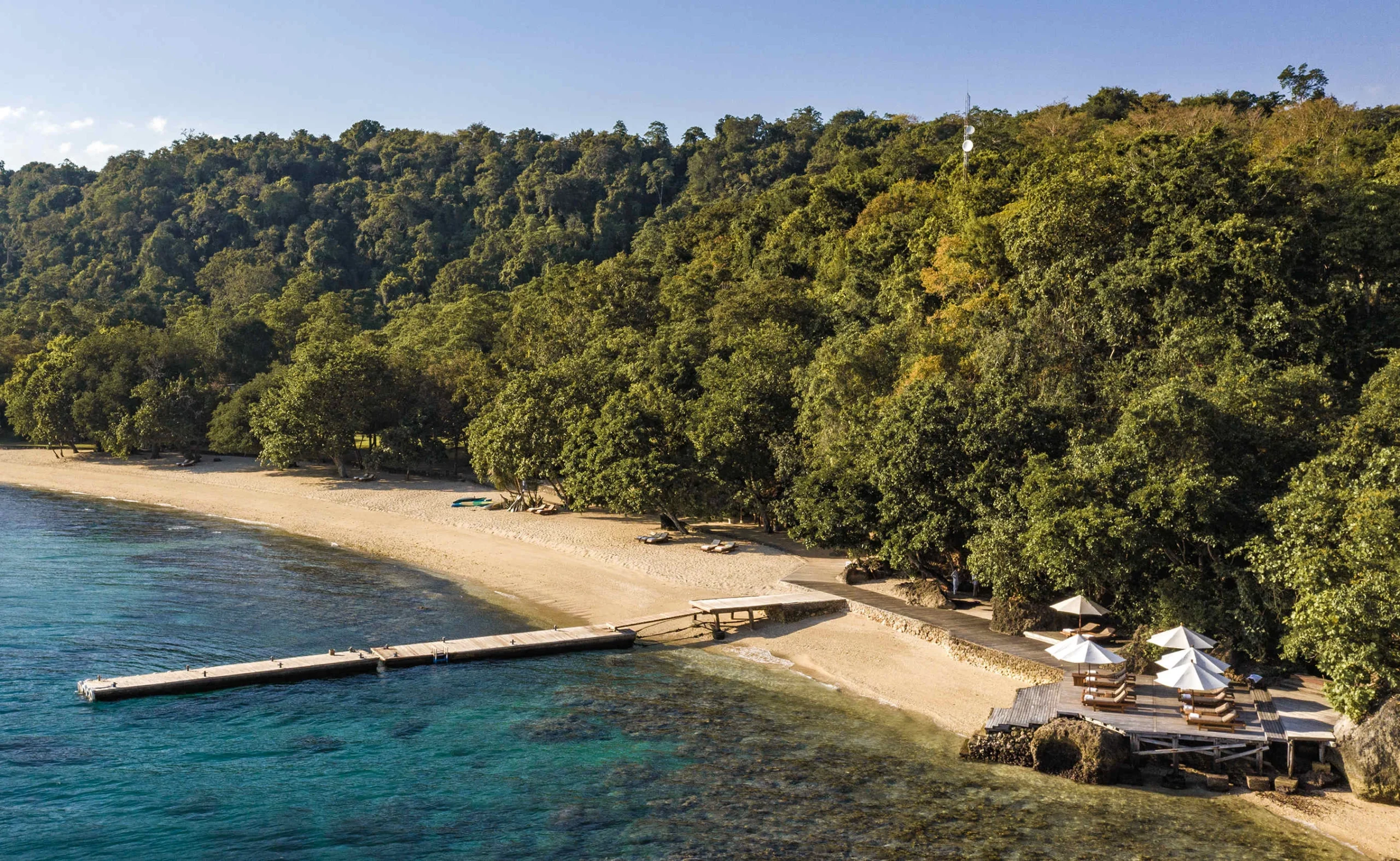 Pesona Amanwana Resort di Pulau Moyo Nusa Tenggara Barat untuk Liburan Eksklusif